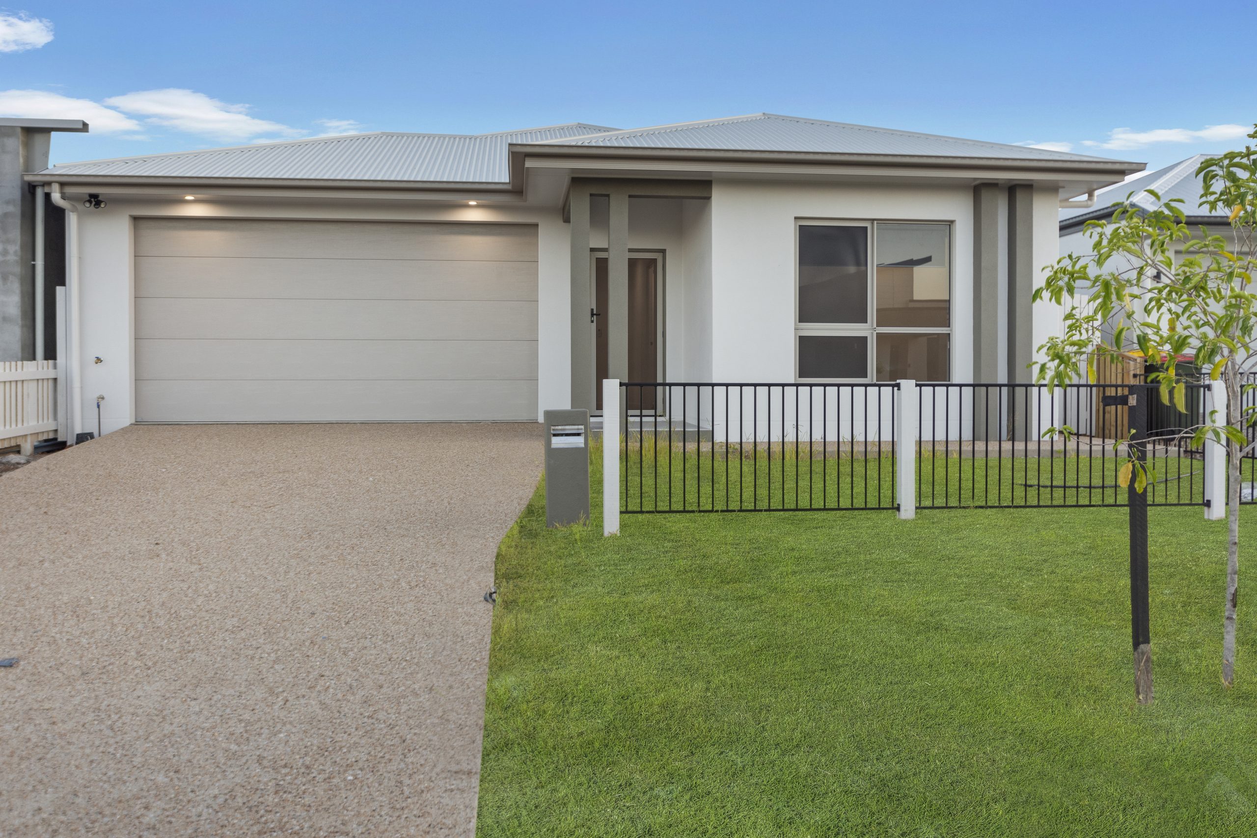 85 New Meadow Circuit, SHAW  QLD  4818